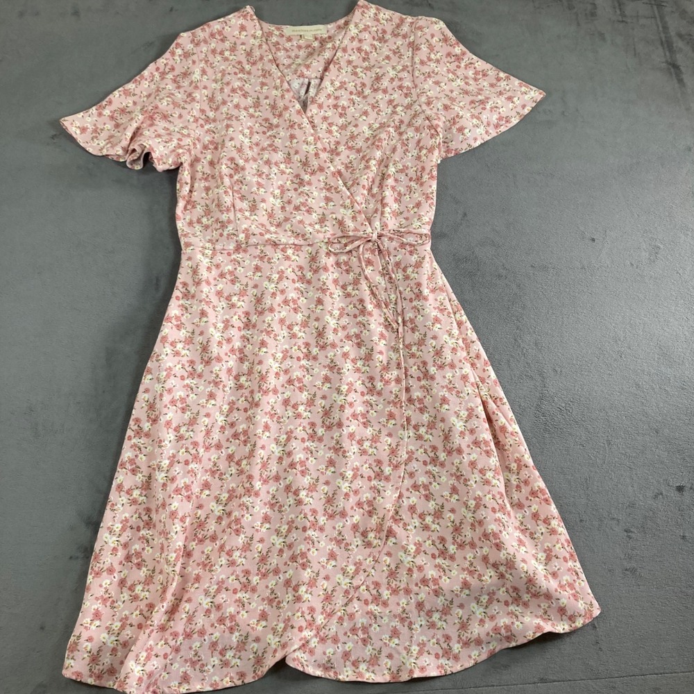 Monteau Los Angeles Pink Floral Wrap Dress Short Flutter Sleeve V-Neck